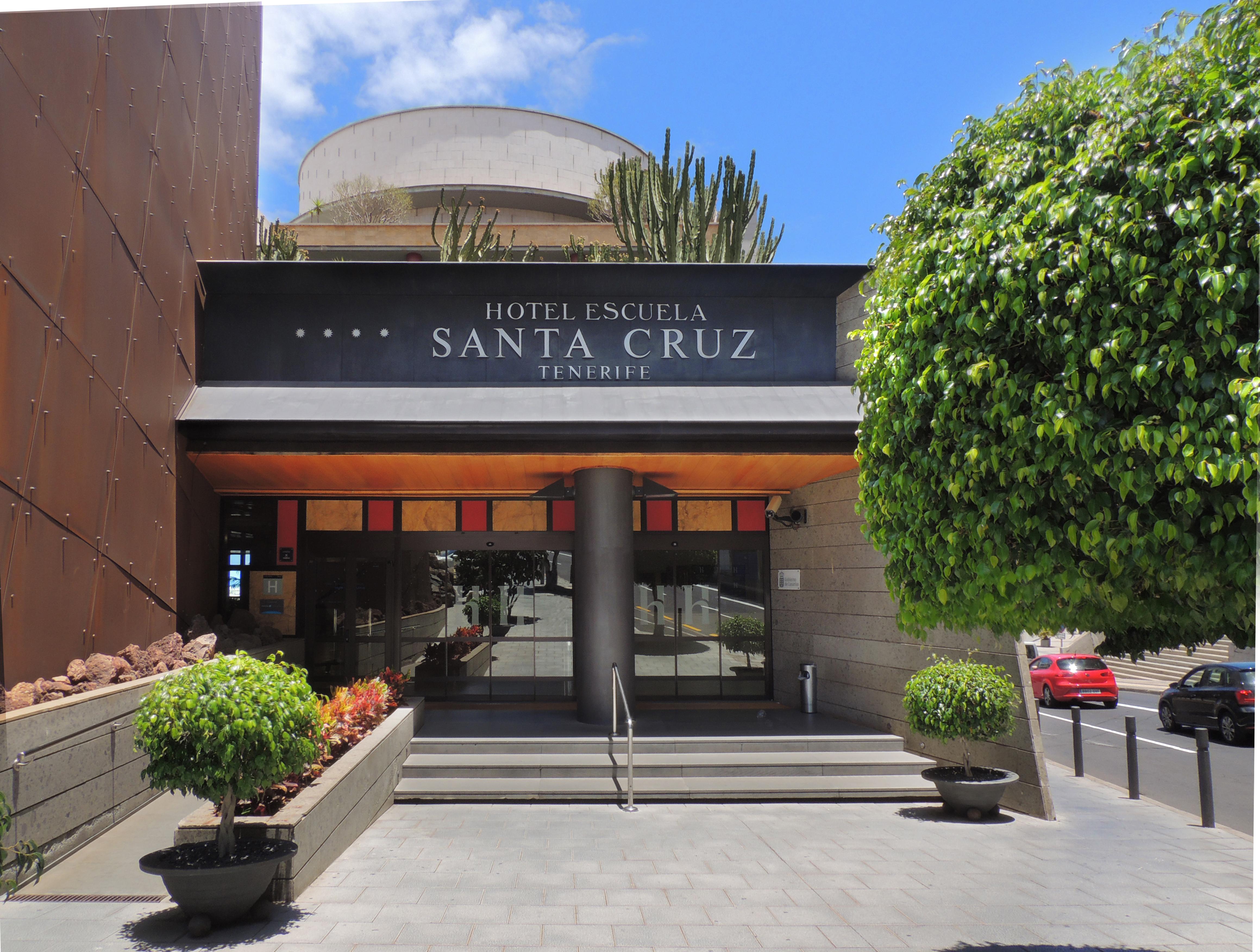 Hotel Escuela Santa Cruz Esterno foto